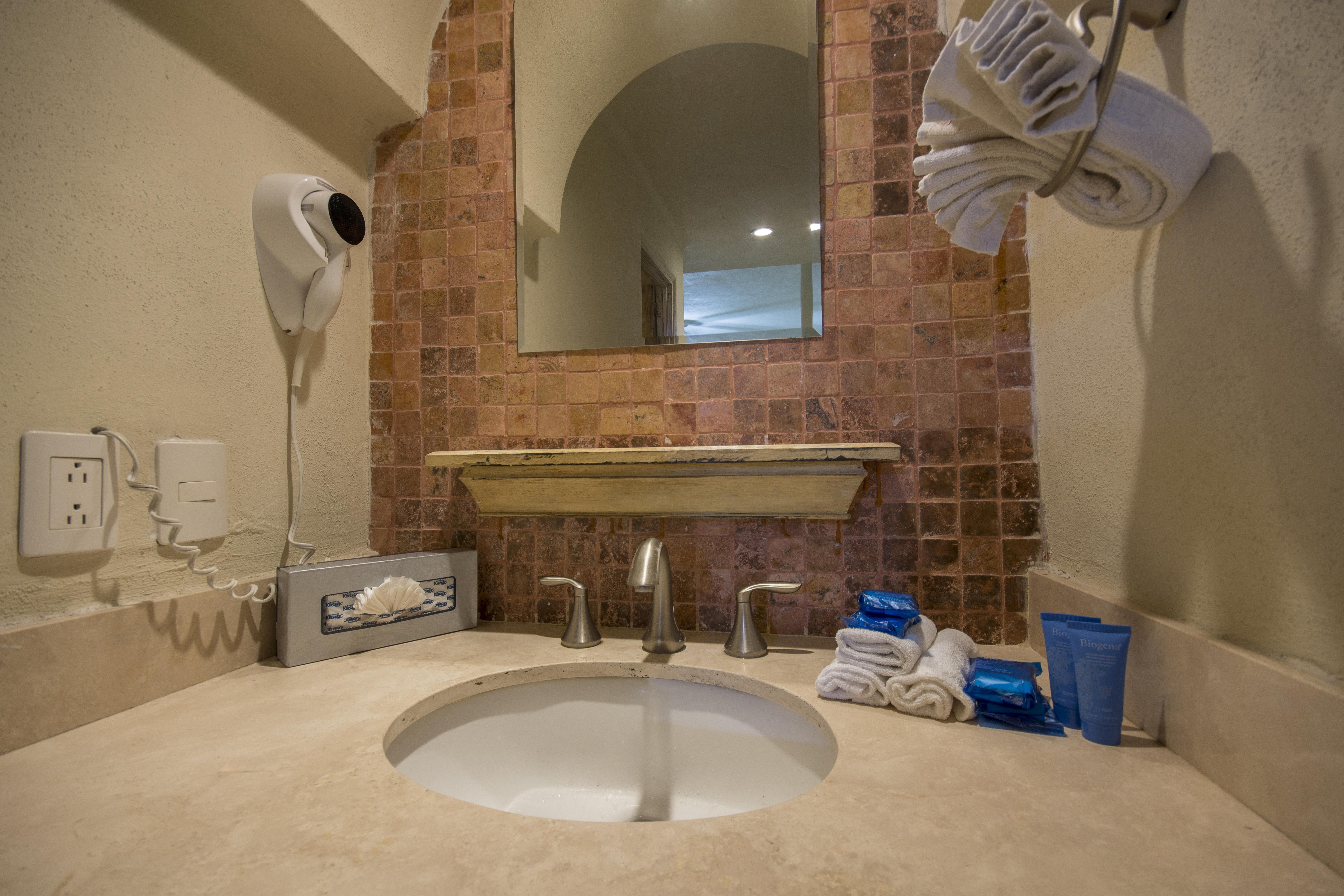Blue Chairs Beachfront Resort Puerto Vallarta - Adults Only ภายนอก รูปภาพ