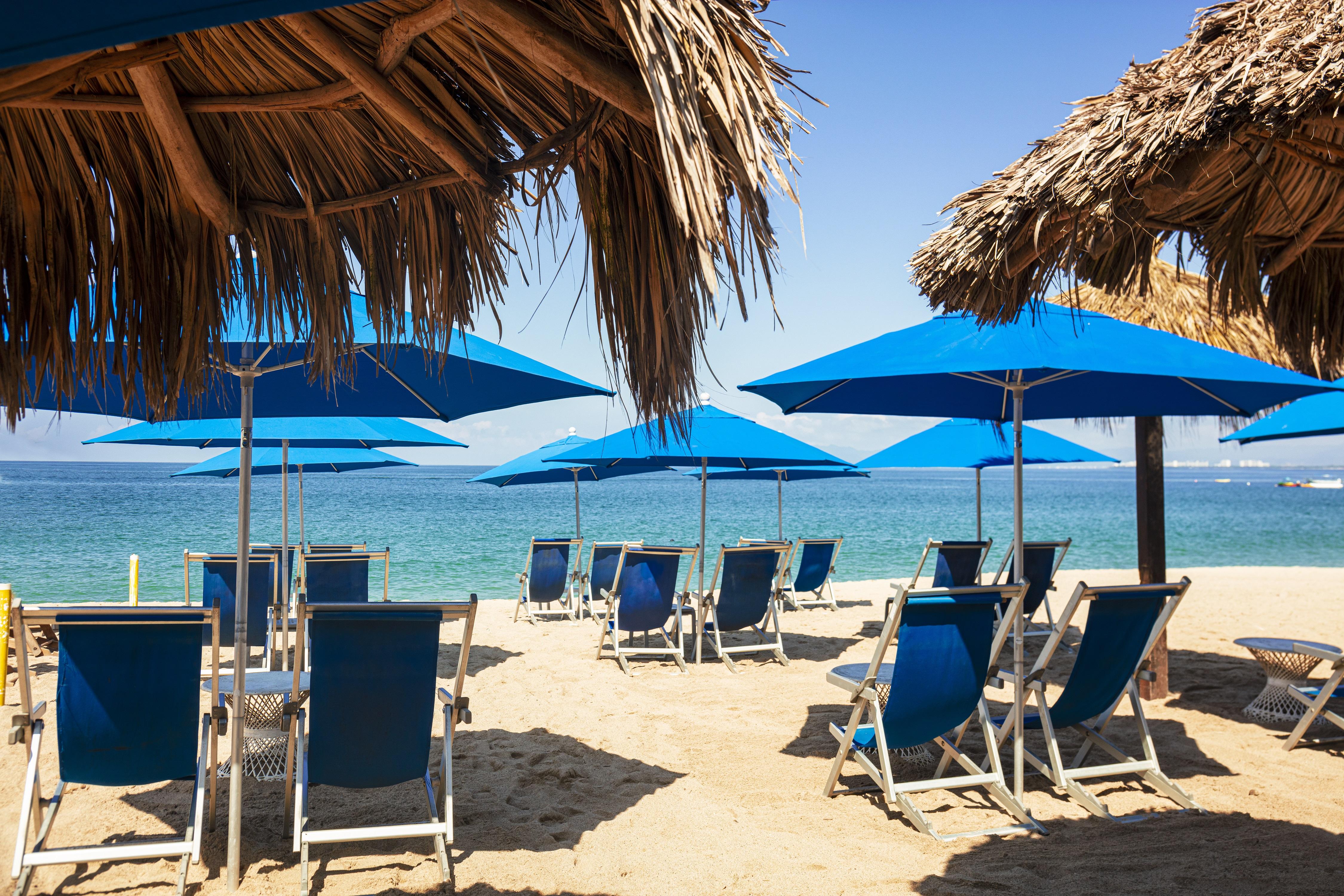 Blue Chairs Beachfront Resort Puerto Vallarta - Adults Only ภายนอก รูปภาพ