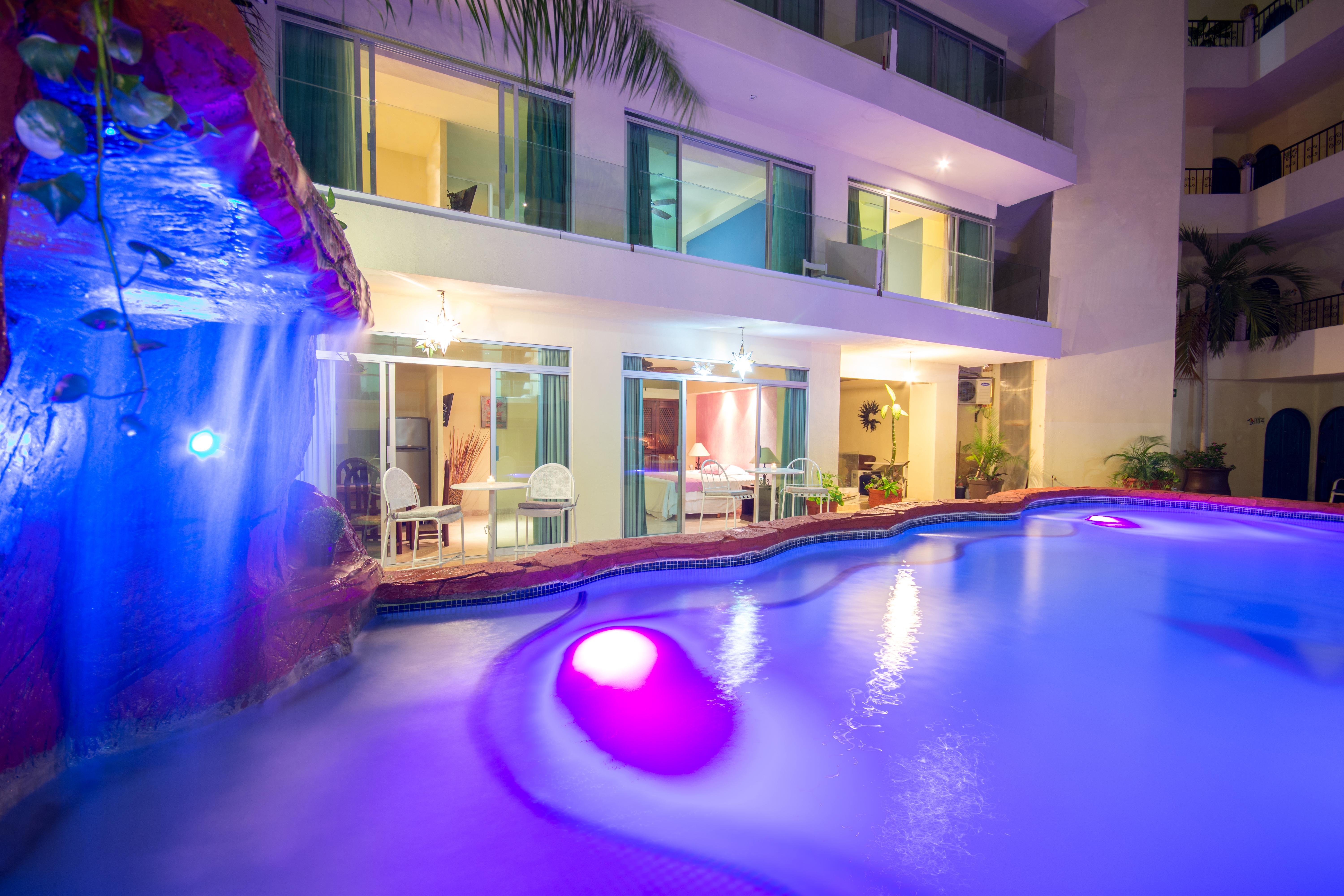 Blue Chairs Beachfront Resort Puerto Vallarta - Adults Only ภายนอก รูปภาพ