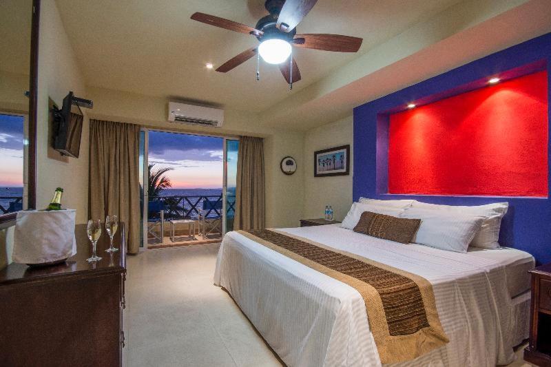Blue Chairs Beachfront Resort Puerto Vallarta - Adults Only ห้อง รูปภาพ