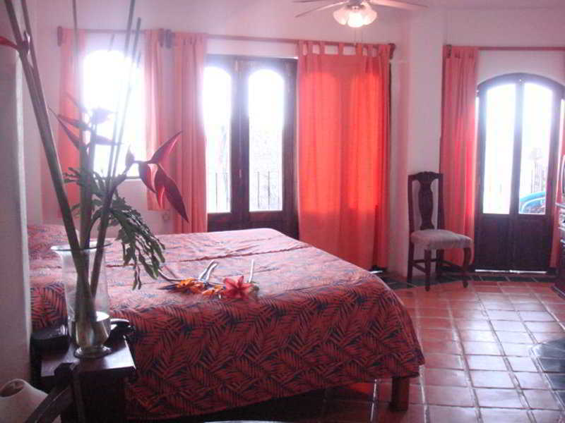 Blue Chairs Beachfront Resort Puerto Vallarta - Adults Only ภายนอก รูปภาพ